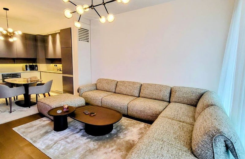 Location d’un appartement spacieux de 3 pièces, 104 m², avec terrasse, Belgrade, Serbie